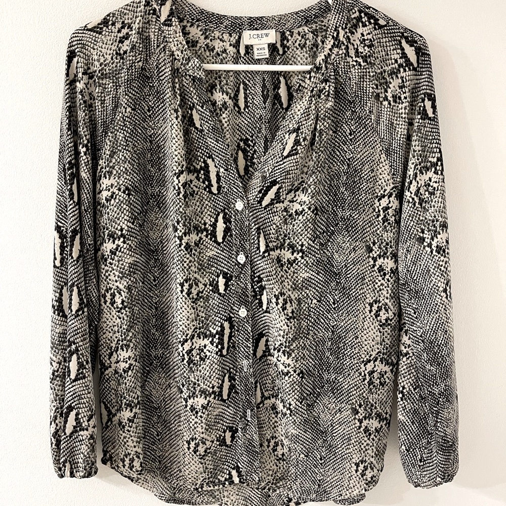 Jcrew snakeskin printed button front blouse Sz XXS